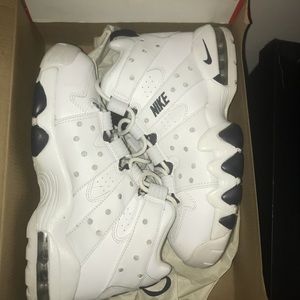 Charles Barkley’s/Nike